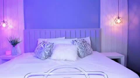 Caitlyn  online show from 09.08.25