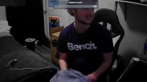 Snapshot of cajerk chatting on 03.05.25 Cajerk online show from 03.05.25