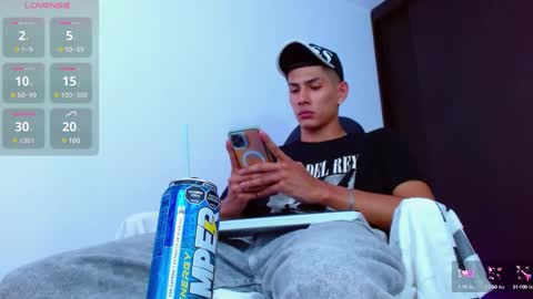 Snapshot of calavalerio chatting on 03.10.25 Valerio online show from 03.10.25