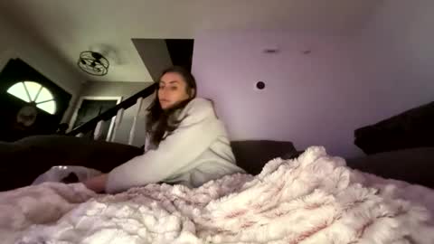 Snapshot of calicambri chatting on 03.04.26 The Cali Cambri online show from 03.04.26