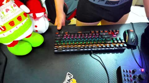 calihotcaliente27 online show from 12.25.24