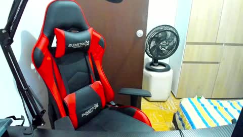 calihotcaliente27 online show from 01.11.25