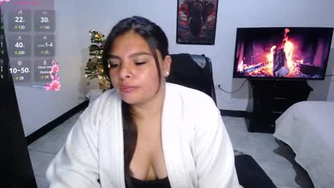 Snapshot of caliope_goddess1 chatting on 12.23.24 caliope_goddess1 online show from 12.23.24