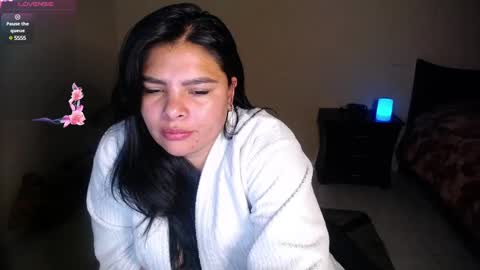 Snapshot of caliope_goddess1 chatting on 03.12.25 caliope_goddess1 online show from 03.12.25