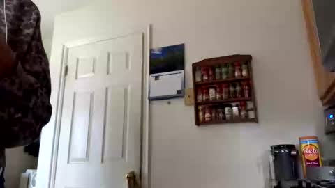 calishop1 online show from 10.27.25