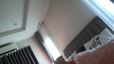 Call Me Linda online show from 10.26.25