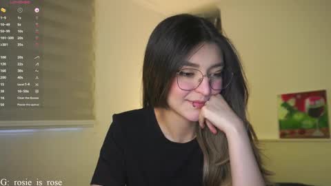 Snapshot of call_me_rosie chatting on 01.11.25 online show from 01.11.25