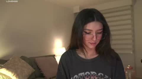 Snapshot of call_me_rosie chatting on 06.30.26 online show from 06.30.26