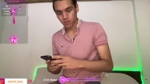 Snapshot of call_me_theo chatting on 11.29.25 Mateo online show from 11.29.25