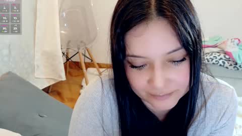 ViCtOriA online show from 10.16.25