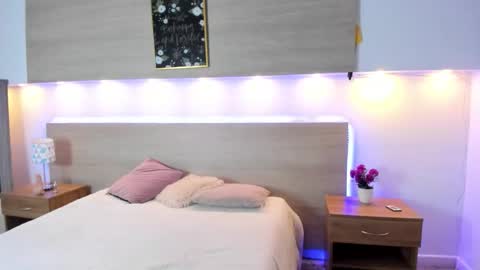 Snapshot of calopezreal_ chatting on 02.26.26 calopezreal online show from 02.26.26