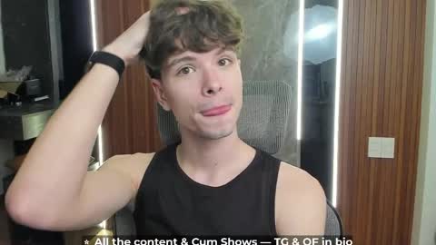 Hey I am Calvin  online show from 04.12.26