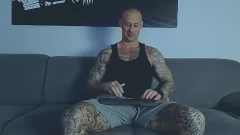 Calvin  online show from 02.23.26