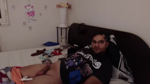 Calvinjohnlad online show from 11.19.25