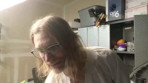 Snapshot of calypsocabal chatting on 05.13.26 Calypso online show from 05.13.26