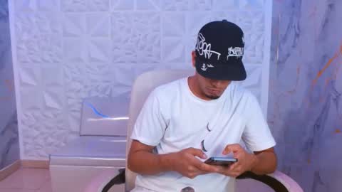 Snapshot of cam_xman chatting on 04.23.26 cam_xman online show from 04.23.26