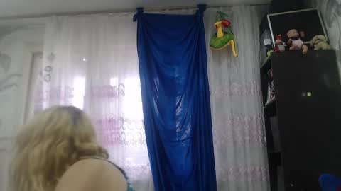 CamDiva1 online show from 10.05.25