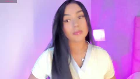 Snapshot of cameliaa_smiith chatting on 06.18.26 Camelia Smith online show from 06.18.26
