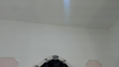 Cameron  online show from 03.10.25