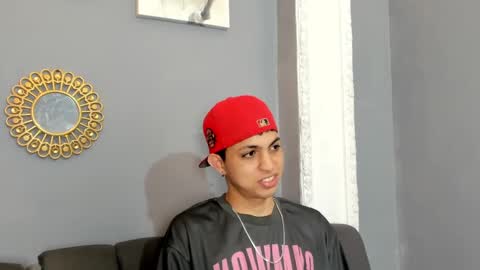 Snapshot of cameron_lux4 chatting on 11.08.25 CAMERON online show from 11.08.25