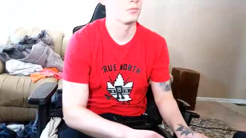 Snapshot of camerondt chatting on 05.24.26 camerondt online show from 05.24.26
