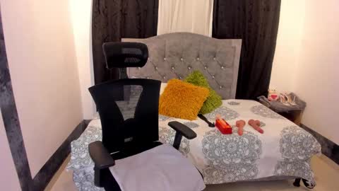   online show from 03.20.26