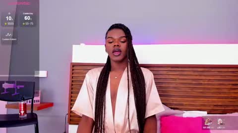 Snapshot of camiestrada chatting on 01.09.25 camiestrada online show from 01.09.25