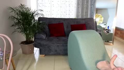 Snapshot of camil_milfdream chatting on 01.24.25 Camil online show from 01.24.25