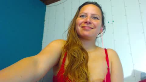 Snapshot of camila_delarosa chatting on 01.14.25 camila online show from 01.14.25