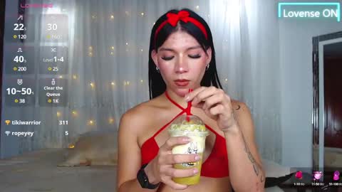 Snapshot of camila_hott1 chatting on 03.10.25 Cami vazques online show from 03.10.25