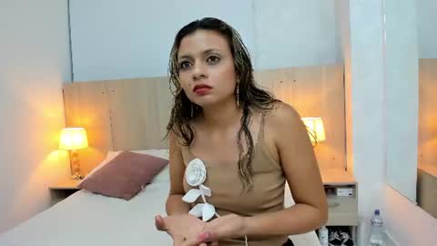 Camila Lenox online show from 06.12.26