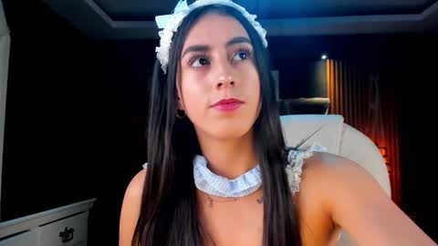 camila_martinez9 online show from 10.26.25