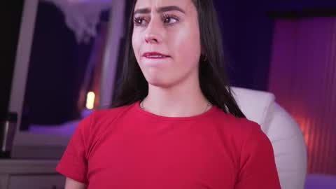 camila_martinez9 online show from 11.06.25