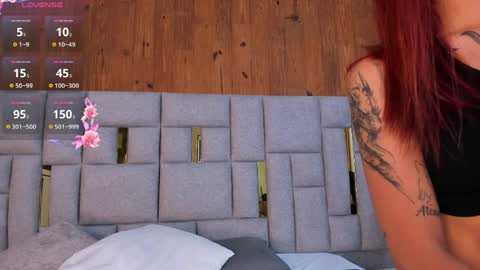 Snapshot of camilaa_smith_ chatting on 04.01.26 camilaa_smith_ online show from 04.01.26