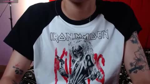 Snapshot of camilahot_girl chatting on 10.19.25 kira online show from 10.19.25