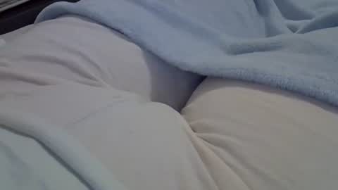 flash 50 tokens BIG CLIT  tits pussy. masturbation big clit 150 tokens fingers inside pussy 1000 tk  pump big clit 300 tk online show from 01.18.26