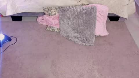 Camila  online show from 03.04.25