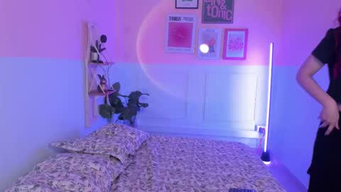 Camila  online show from 09.28.25