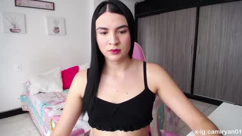 Snapshot of camilaryan chatting on 01.29.25 X IGcamiryan01 online show from 01.29.25