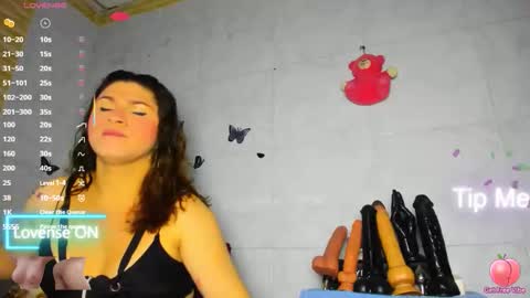 Snapshot of camilasexyhorny chatting on 05.17.26 camilasexyhorny online show from 05.17.26