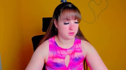 Snapshot of camilla_body chatting on 05.19.26 Camilla online show from 05.19.26