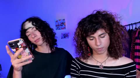 Snapshot of camille_delrey chatting on 01.12.25 Camille online show from 01.12.25