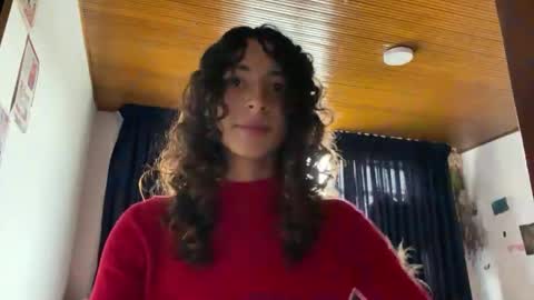 Snapshot of camille_delrey chatting on 02.11.25 Camille online show from 02.11.25