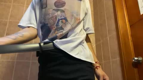 Snapshot of camille_delrey chatting on 02.23.25 Camille online show from 02.23.25