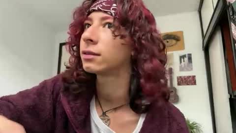 Snapshot of camille_delrey chatting on 01.10.26 Camille online show from 01.10.26