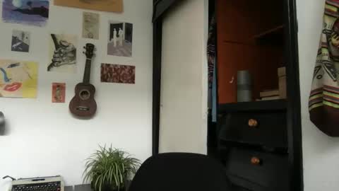 Snapshot of camille_delrey chatting on 02.02.26 Camille online show from 02.02.26