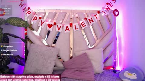 Snapshot of camille_halls chatting on 02.14.25 Camille online show from 02.14.25