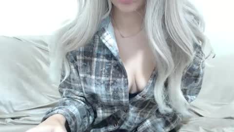 CamilleBunny online show from 12.23.25