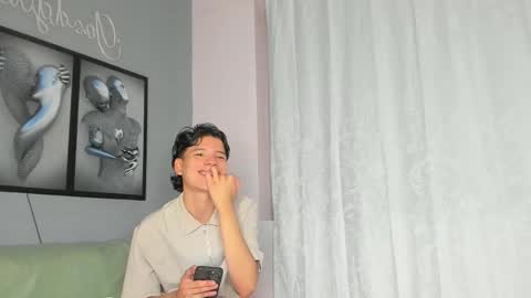 Camillo Virgil online show from 11.12.25