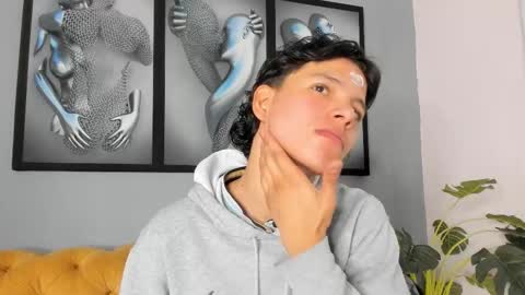 Camillo Virgil online show from 11.24.25